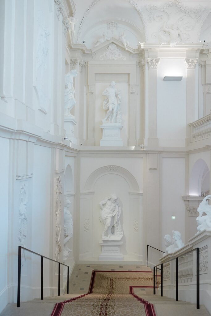 Staircase Stadtpalais Liechtenstein wedding Vienna
