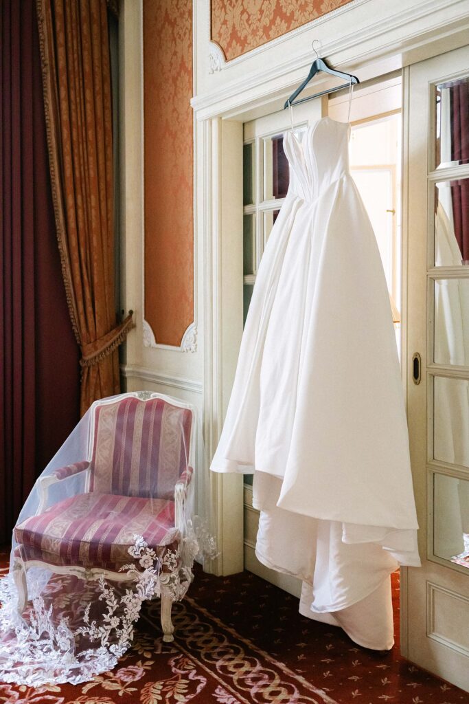 Bride getting ready Hotel Imperial Vienna Christmas wedding